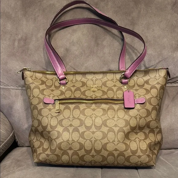 Coach | Bags | Coach Brown And Purple Signature Tote | Poshmark display picture 1